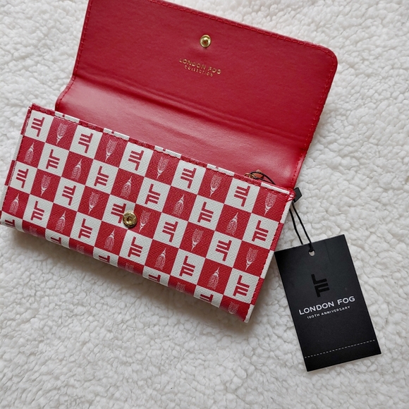 London Fog Lara red & white flap wallet - vegan leather - Picture 3 of 12
